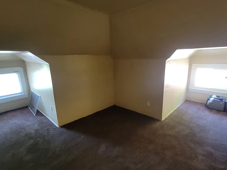 1822 W Minnesota St — Photo 5