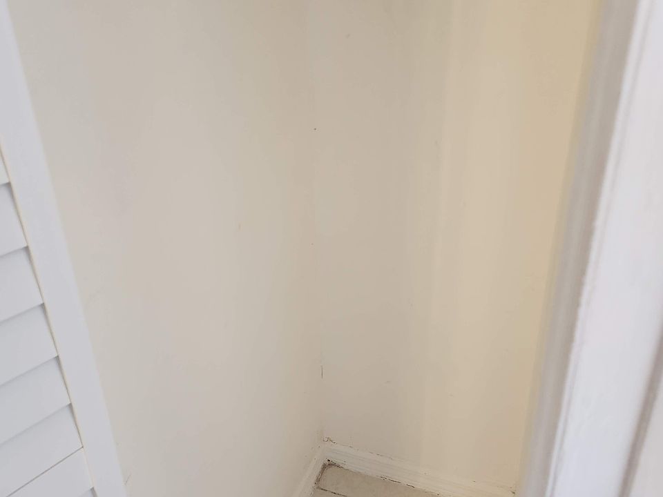1st image of 12382 Antonio Cir