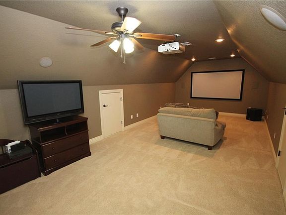 5th image of 6508 W Hearth Bay