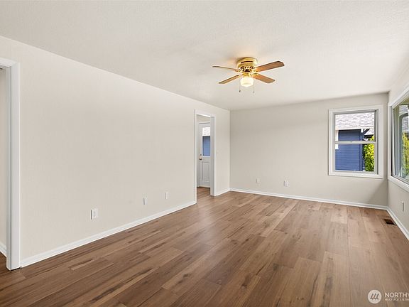5th image of 919 6th Avenue SW
