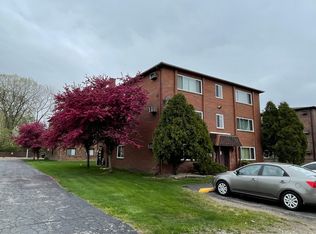 13951 Dori Ln #2N, Crestwood, IL 60418