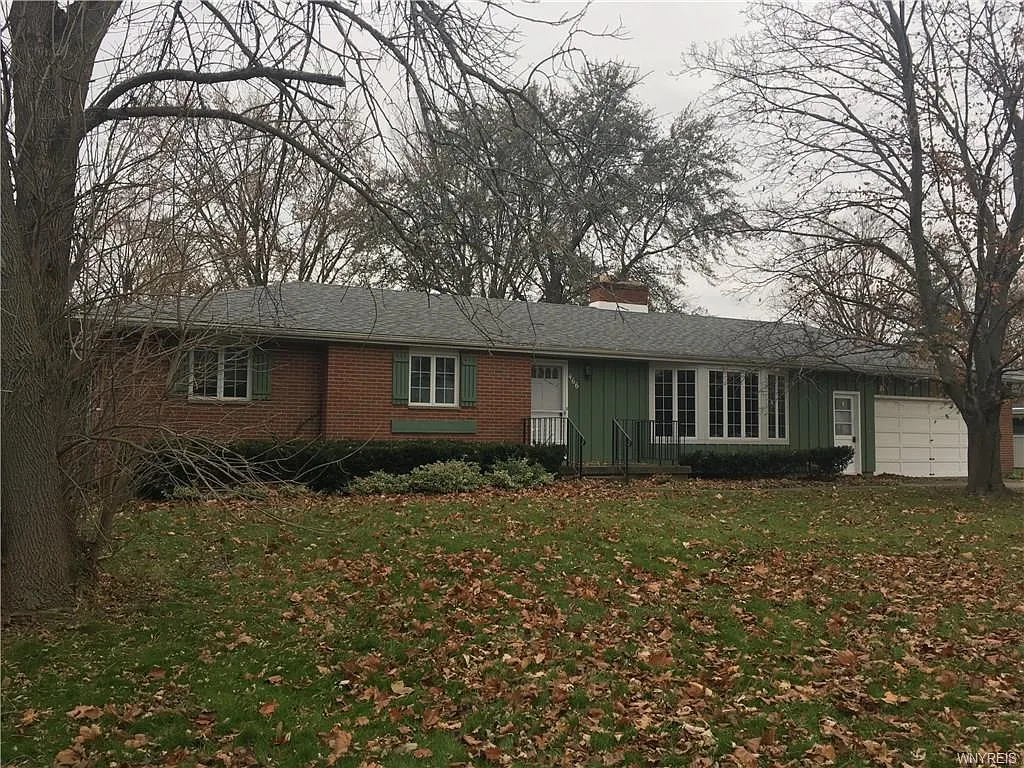 466 Cherry Ln photo 1