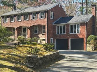 11 Wagon Rd, Westwood, MA 02090