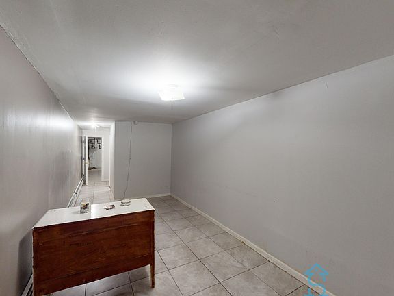 3rd image of 306 Evergreen Ave #A