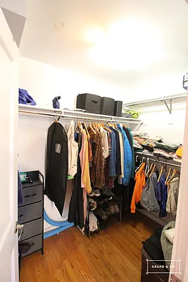 Rented by Grand & Co. | media 4