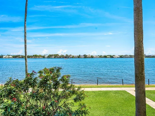 180 Yacht Club Way #208, Hypoluxo, FL 33462