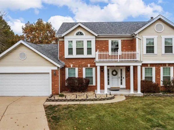 1651 Indian Summer Spur, Fenton, MO 63026