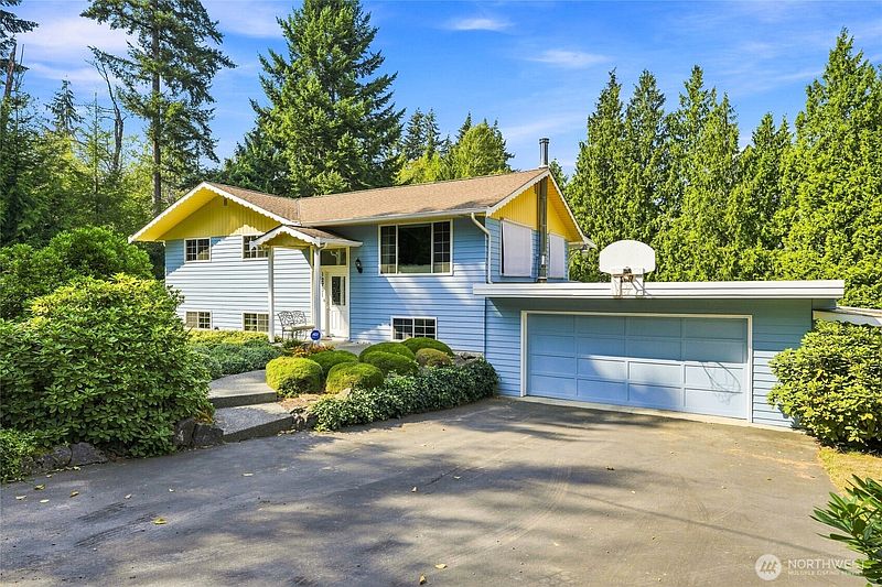 2nd image of 12731 25th Avenue SE