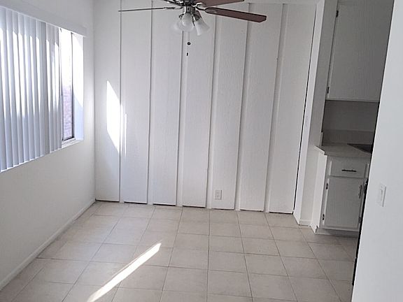 3rd image of 1385 Kelton Ave APT 301