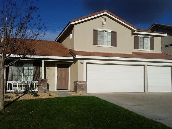 3rd image of 23432 Mountain Breeze Dr