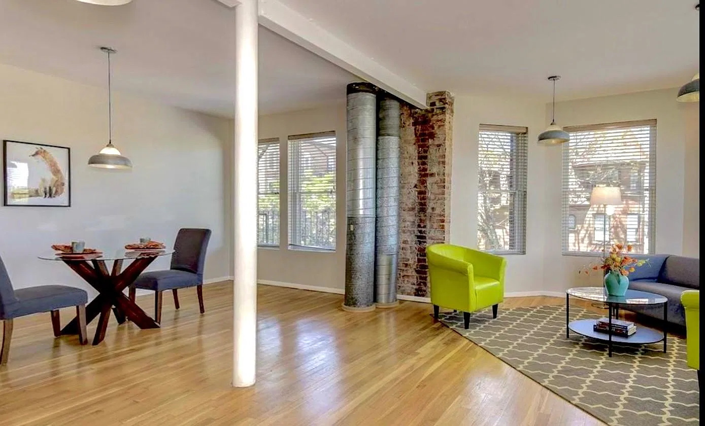 2038 18th St NW — Photo 2