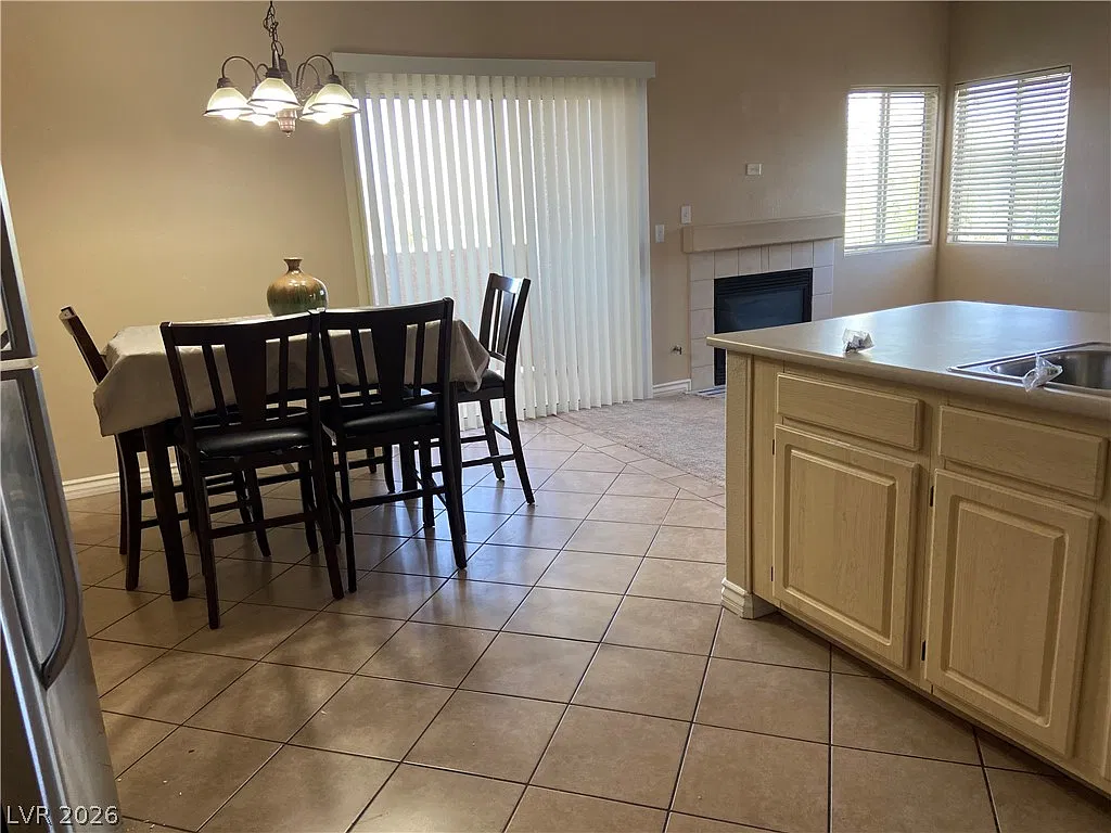 2 bed, 2.0 bath, 1135 sqft, $1,625 — Photo 4