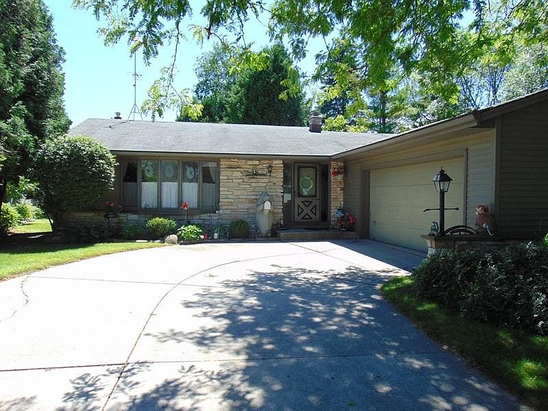 1st image of 1615 Kaufmann Ave