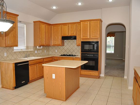 5th image of 16616 Dalmahoy Dr