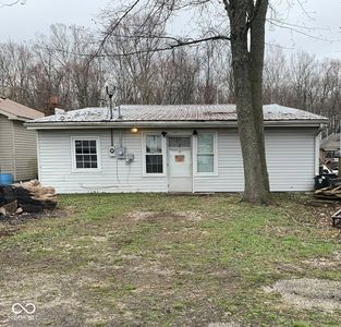 309 E Main St, Pekin, IN, 47165