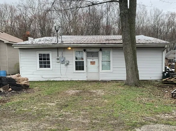 309 E Main St, Pekin, IN 47165