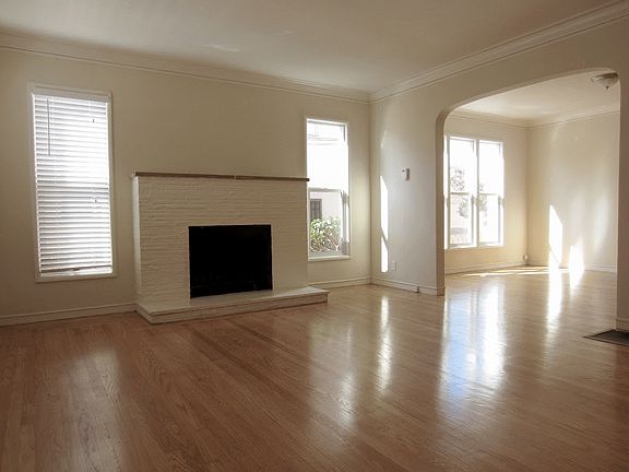 3rd image of 1821 106th Ave