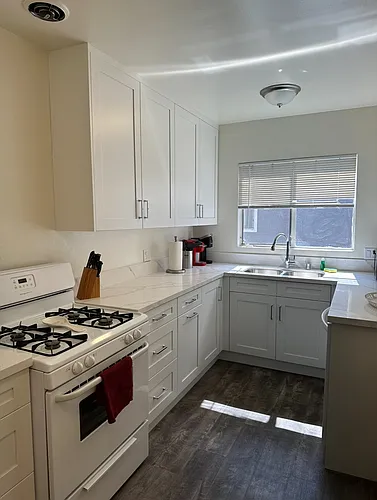 402 N Palm Dr #7 Photo 1