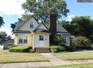 707 Spangler St NE, Canton, OH 44714