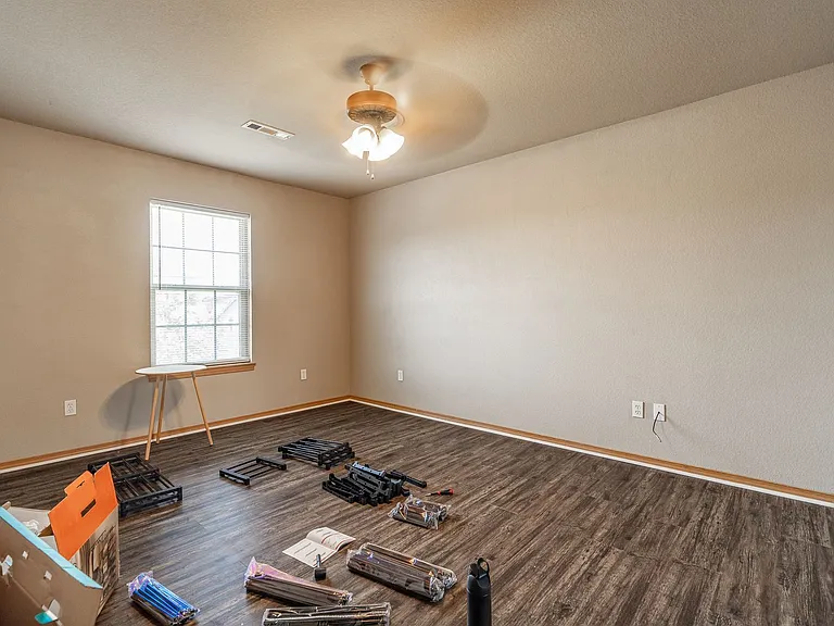 2933 W Scottswood Pl — Photo 19