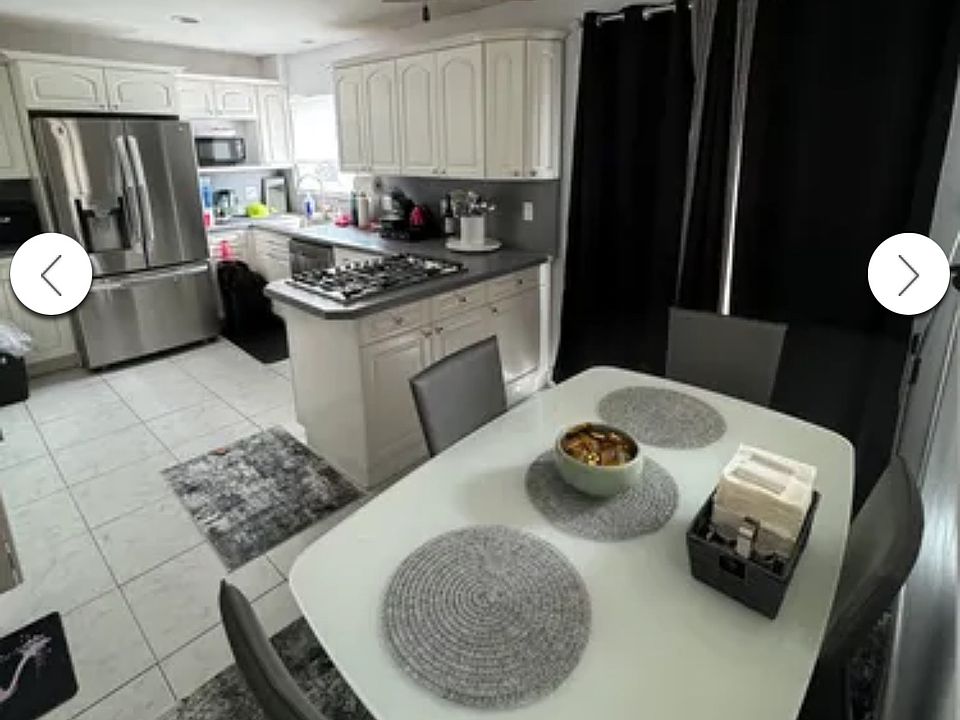 1st image of 72 Grayson St #3