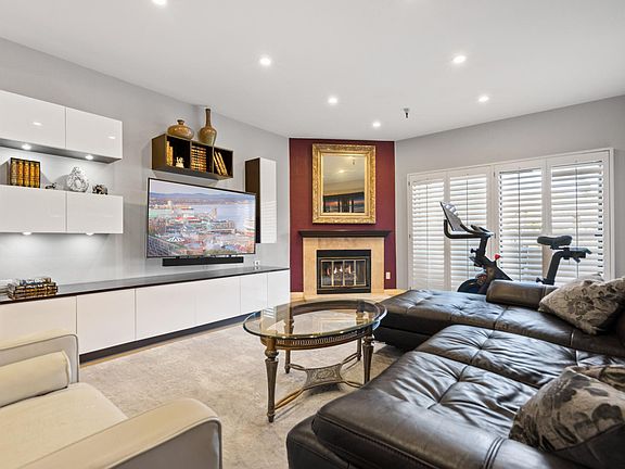 2nd image of 14630 Dickens St Unit 207