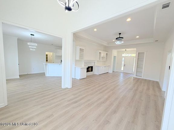 2nd image of 356 Pinewood Ln