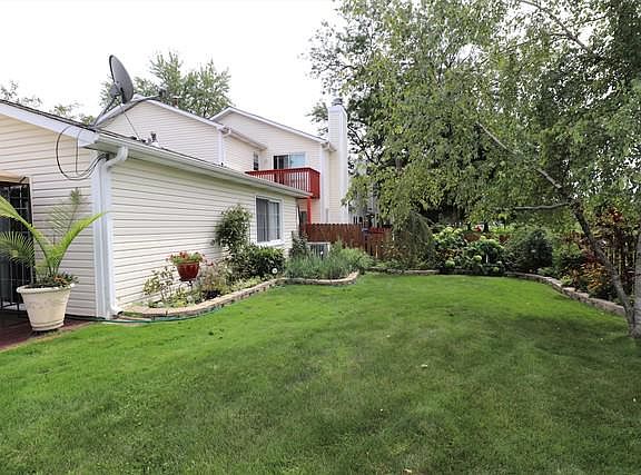 3rd image of 238 Stanyon Ln