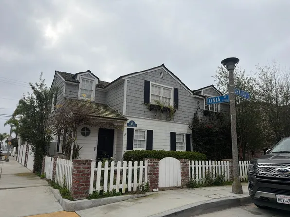 46 Giralda Walk, Long Beach, CA 90803