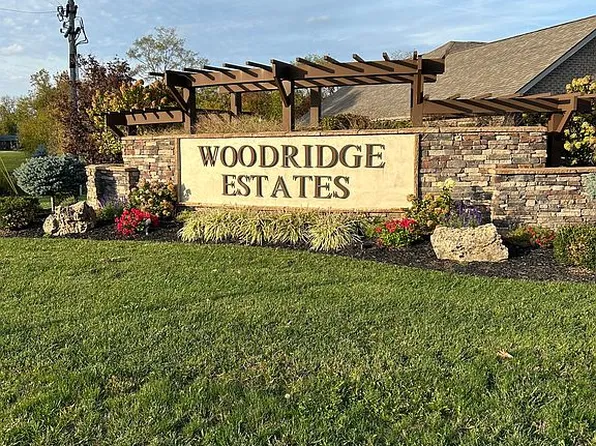 526 Madison Ridge Rd, Lawrenceburg, IN 47025