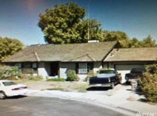 2002 Berkeley Dr, Los Banos, CA 93635