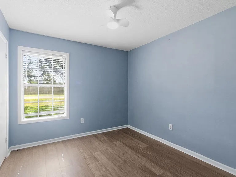 2014 N Iona Dr — Photo 13