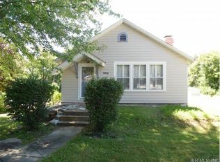 9958 South Rd, Fairview Heights, IL 62208