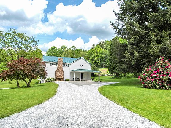 Home view from driveway