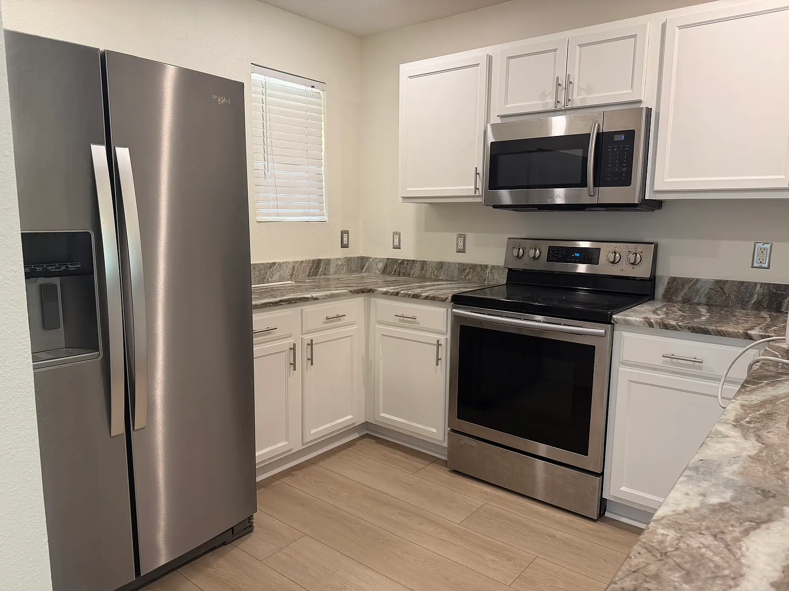 8909 White Sage Loop — Photo 3