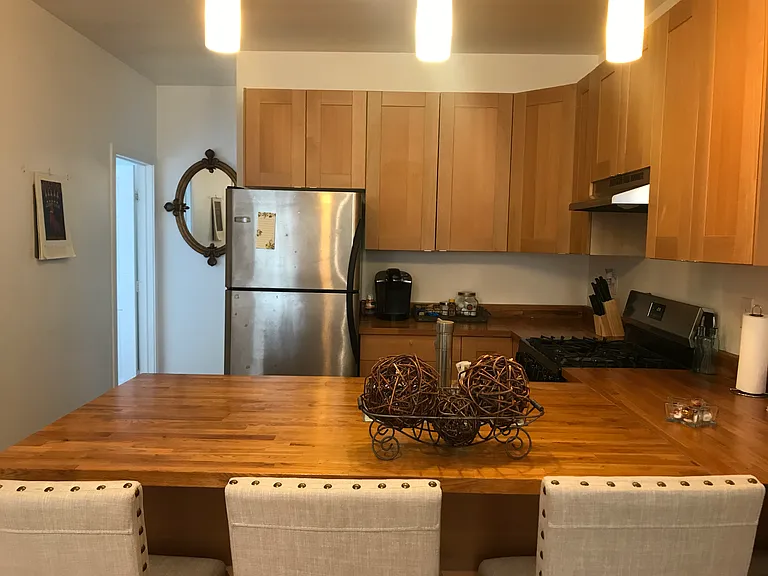 234 Richardson St #2 — Photo 9