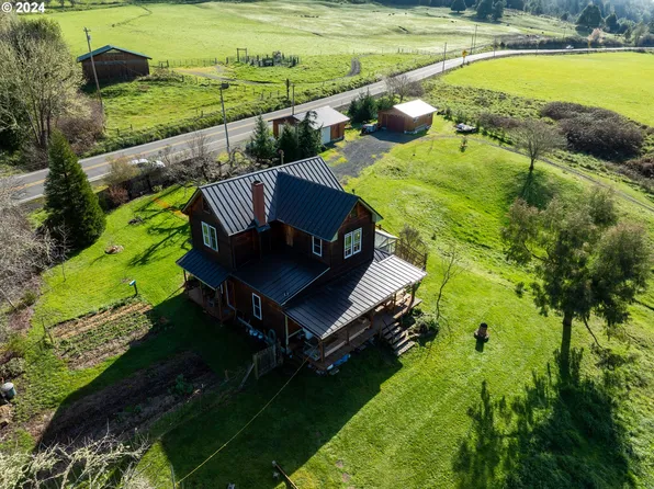 47058 Highway 242, Myrtle Point, OR 97458