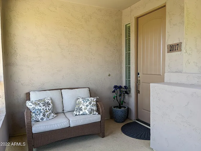 10260 E White Feather Ln #2017 — Photo 6