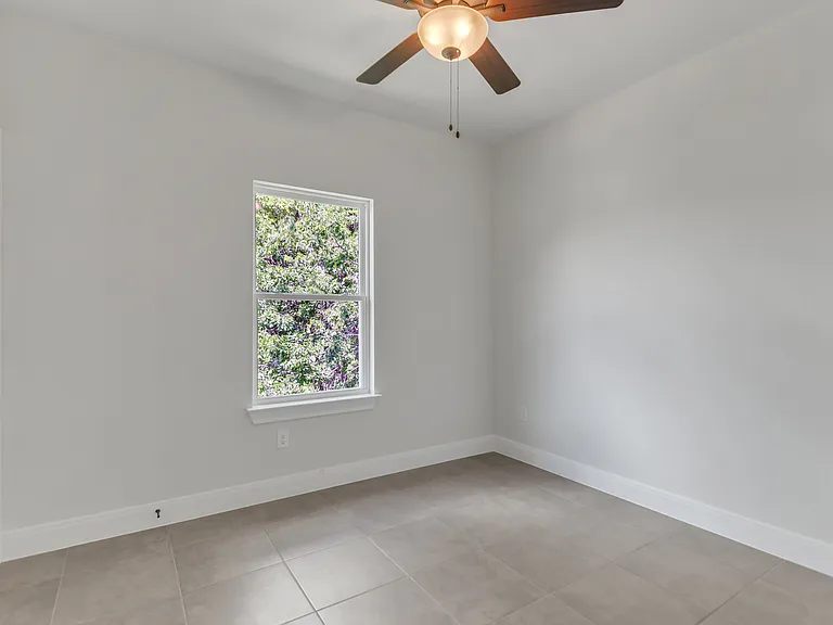 600 Park Cir — Photo 30