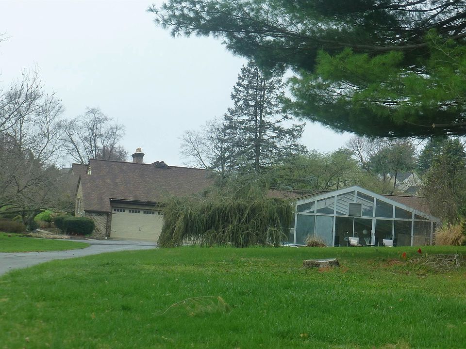 1st image of 30 Beecham Rd