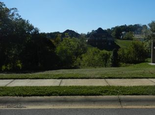 136 Forest Ln, Blountville, TN 37617