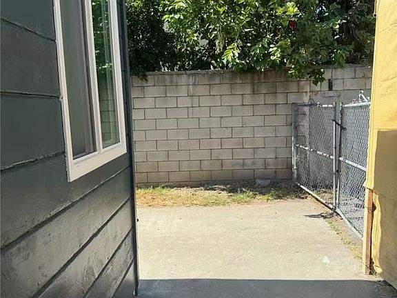 5th image of 4266 Arden Dr