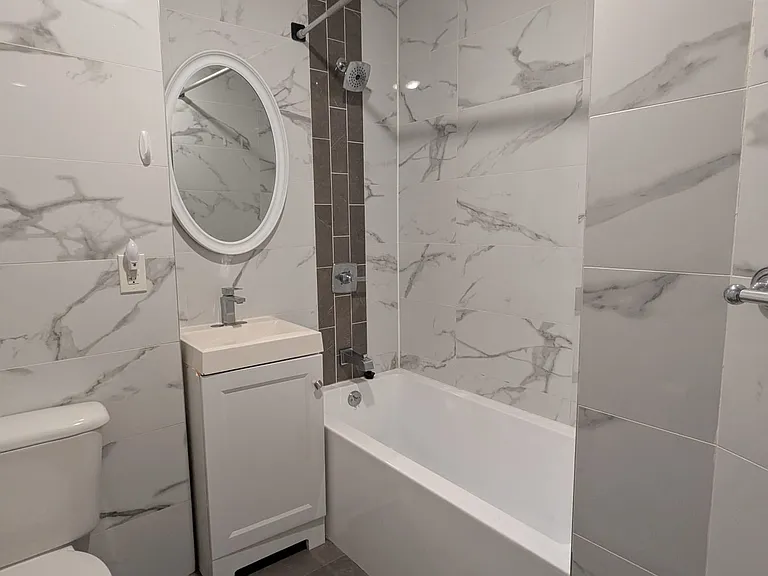 96 Wayne St #4 — Photo 6