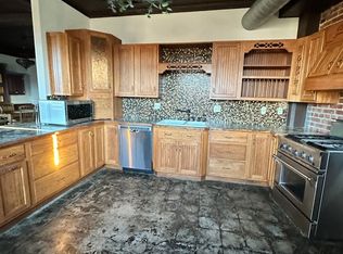 North Side, Clarksburg, WV 26301
