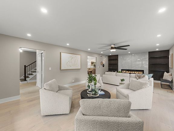 4th image of 625 Edward Rd