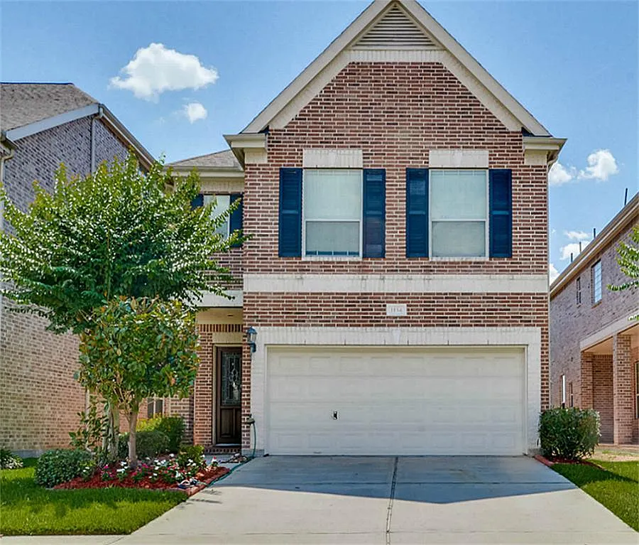 3 bed, 2.5 bath, 2698 sqft, $2,650 — Photo 1