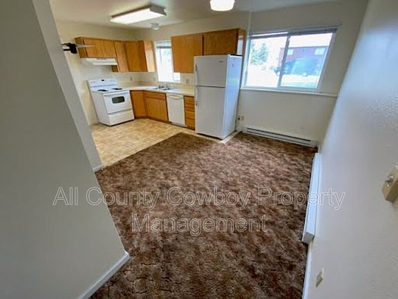 3rd image of 509 E Curtis St APT 101