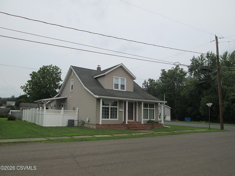 1st image of 1101 6th Ave
