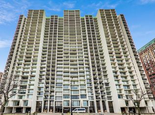 3200 N Lake Shore Dr APT 301, Chicago, IL 60657