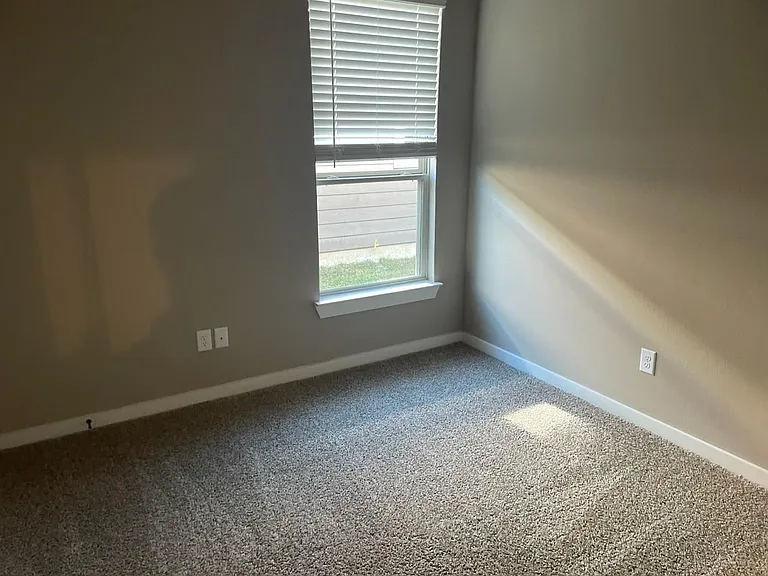9889 Grosbeak Ln — Photo 5